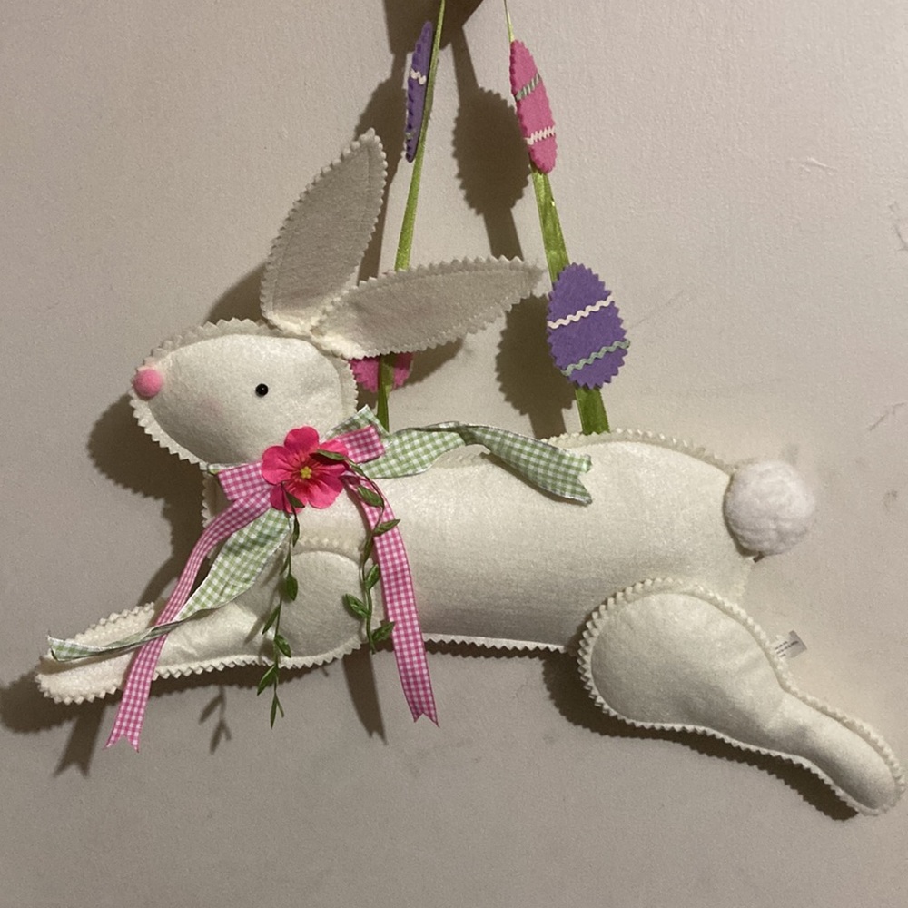 Easter door hanging rabbit